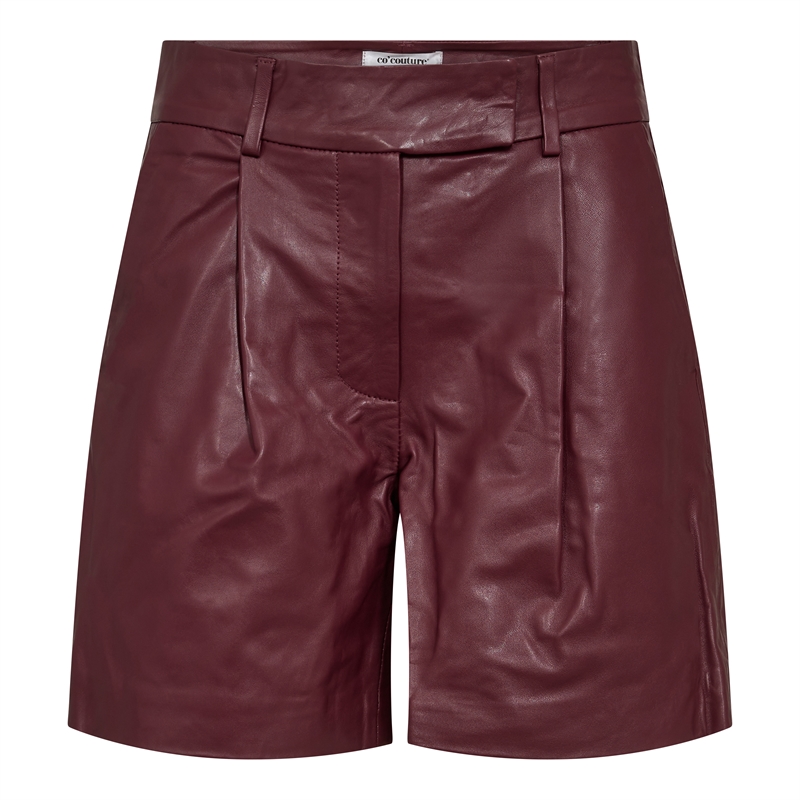 Co Couture PhoebeCC Leather Pleat Shorts 31458 Burgundy 〖 PRE-ORDRE〗KOMMER I FEBRUAR