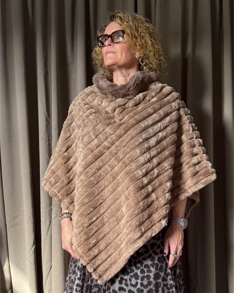 Bæltekompagniet PONCHO 2-79 Taupe